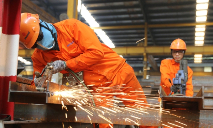 Skilled labor shortages disrupt factory operations in Vietnam