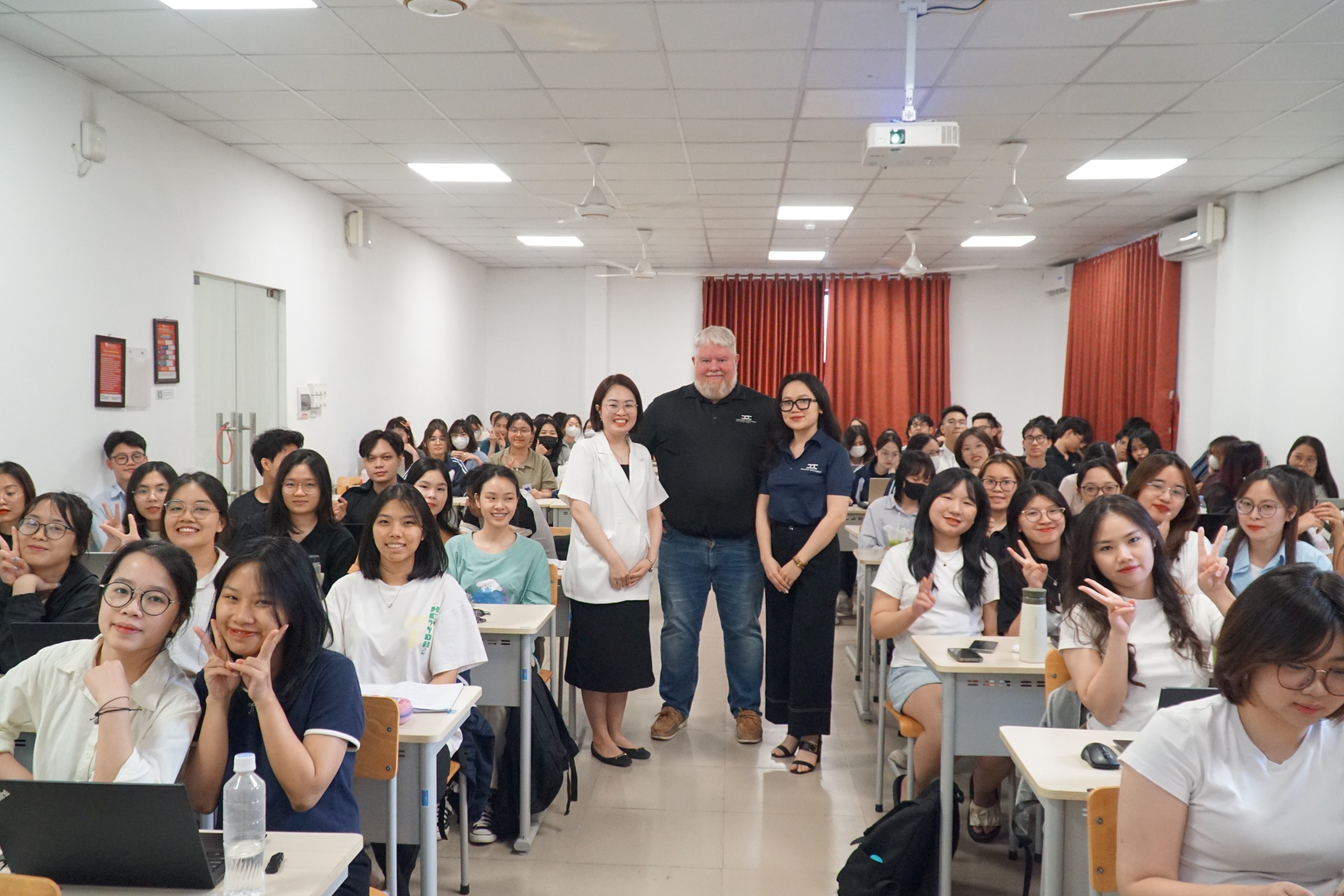 Exclusive Talk: Cross-Cultural Management Insights at Vietnam National University, University of Economics and Business
